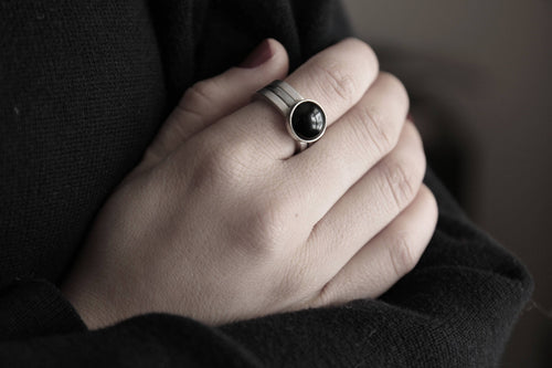 RING ONYX