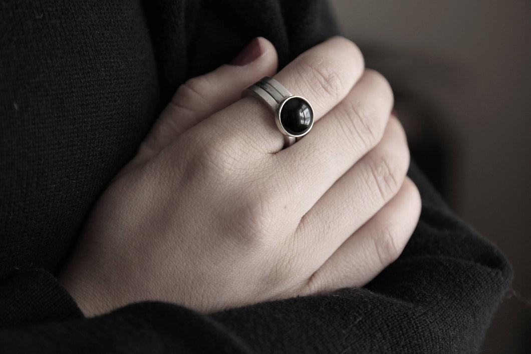 RING ONYX