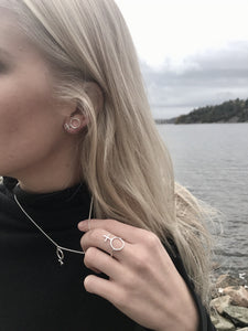 WOMAN POWER ring