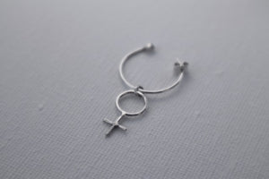 SYMBOL WOMAN POWER earring
