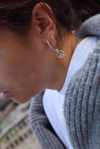 SYMBOL PEACE earring