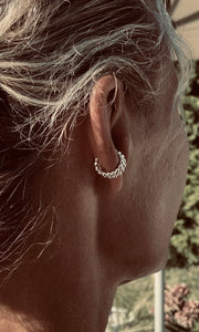 EARCUFF DOTS earring